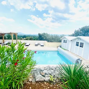 Asunda Spa&sauna, D'hôtes Maison d'hôtes Saint-Maximin